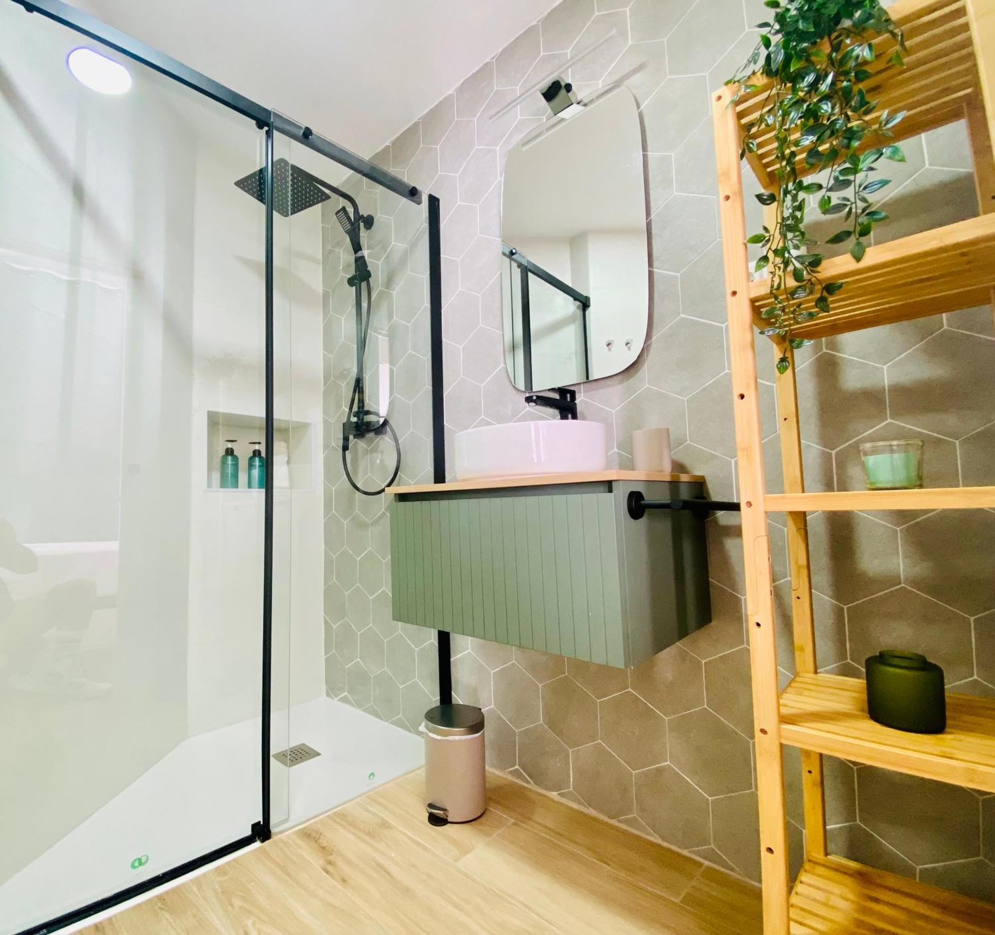Bajo B - Design & Comfort In Ruzafa Soho Valencia Luaran gambar
